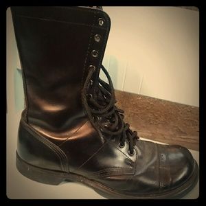 Vintage double HH black leather combat boots.